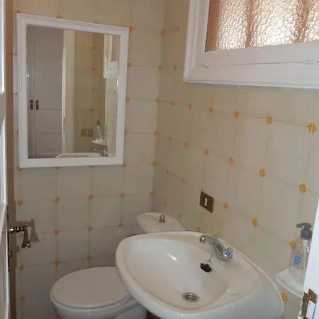 Apartmán Parque Santiago Ii 199 - Two Bed With Washing Machine And Wifi Internet Playa de las Americas (Tenerife)